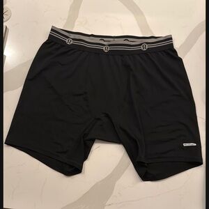 lululemon athletica Men's Black Boxer Briefs with Gray Waistband, medium